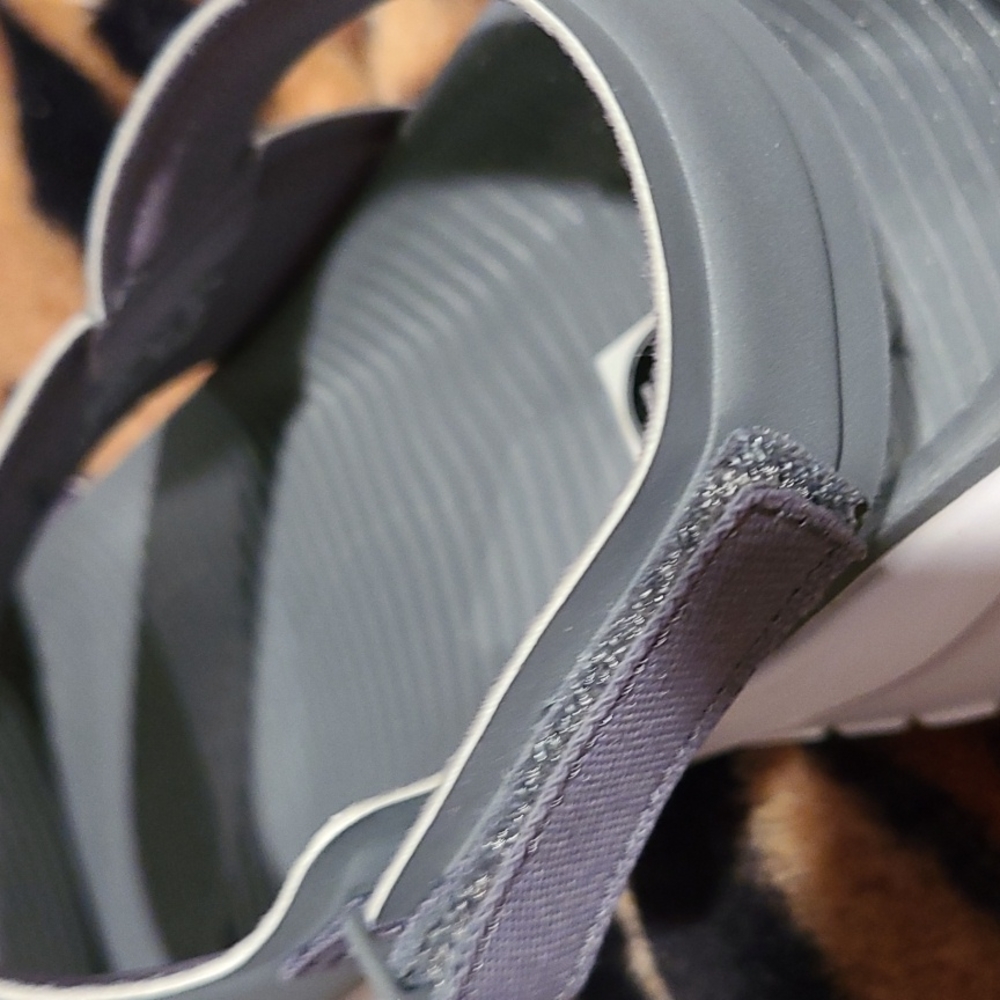 💣Nike slip ons💣 - Picture 7 of 8